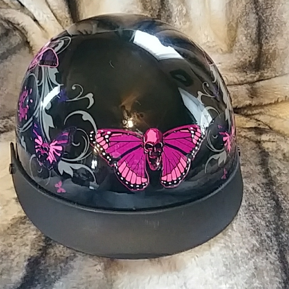 Outlaw helmet